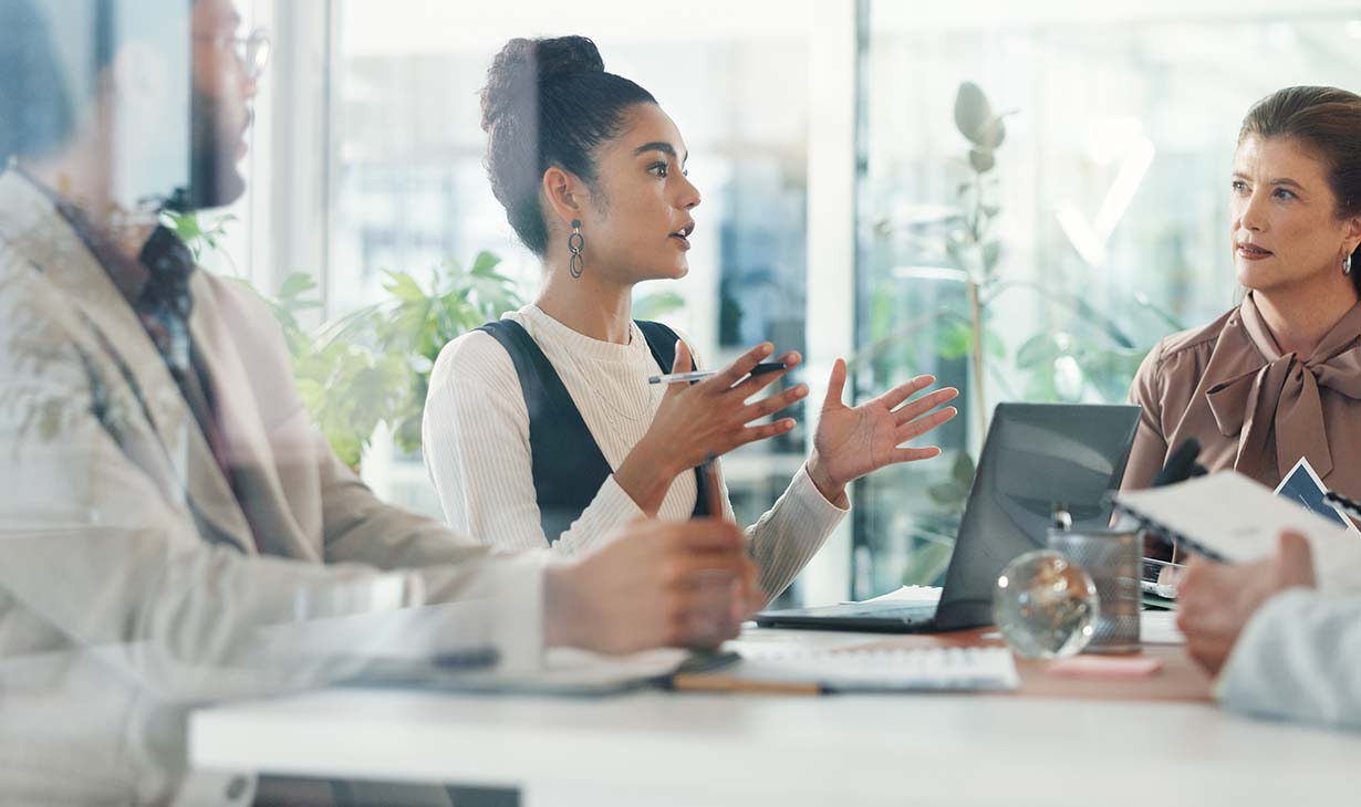 Archivage électronique : comprendre les normes pour assurer la pérennité de vos documents numériques